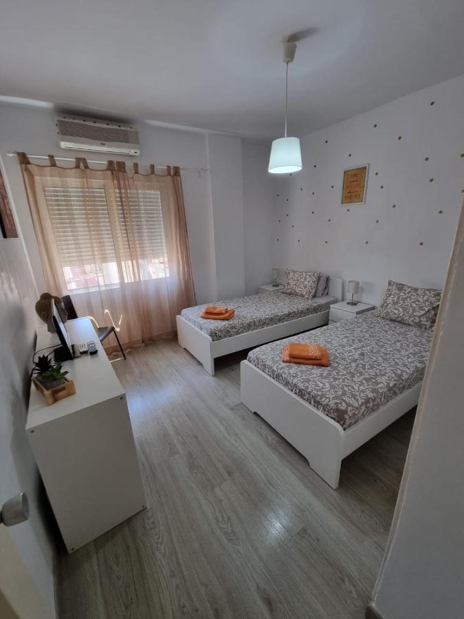 Apartamento Con Encanto "Larios Street" Apartman Málaga Kültér fotó